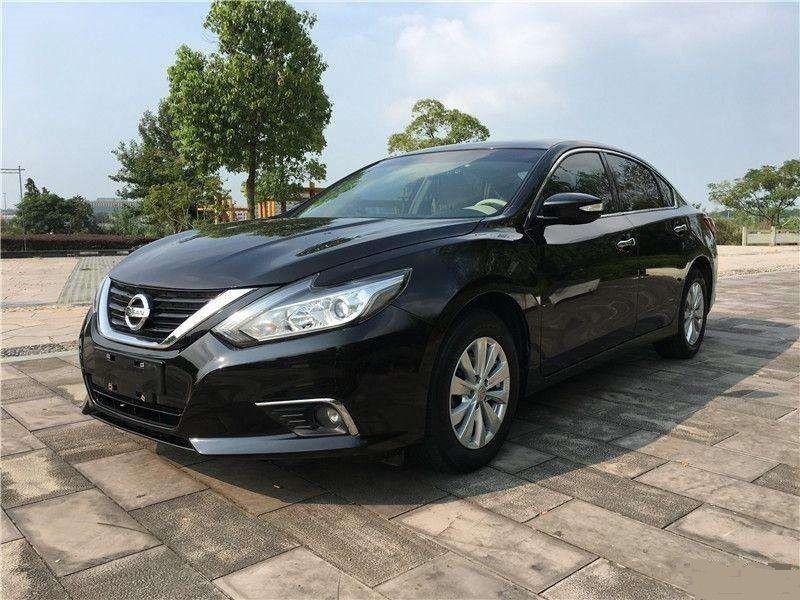 日產(chǎn)天籟（深圳租車(chē)公司）