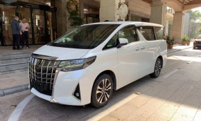 豐田埃爾法30系（深圳租車公司）